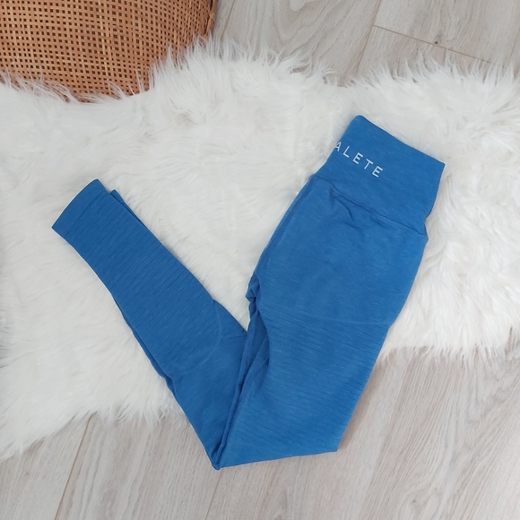 Alphalete Revival Leggings - Picture 2 of 10